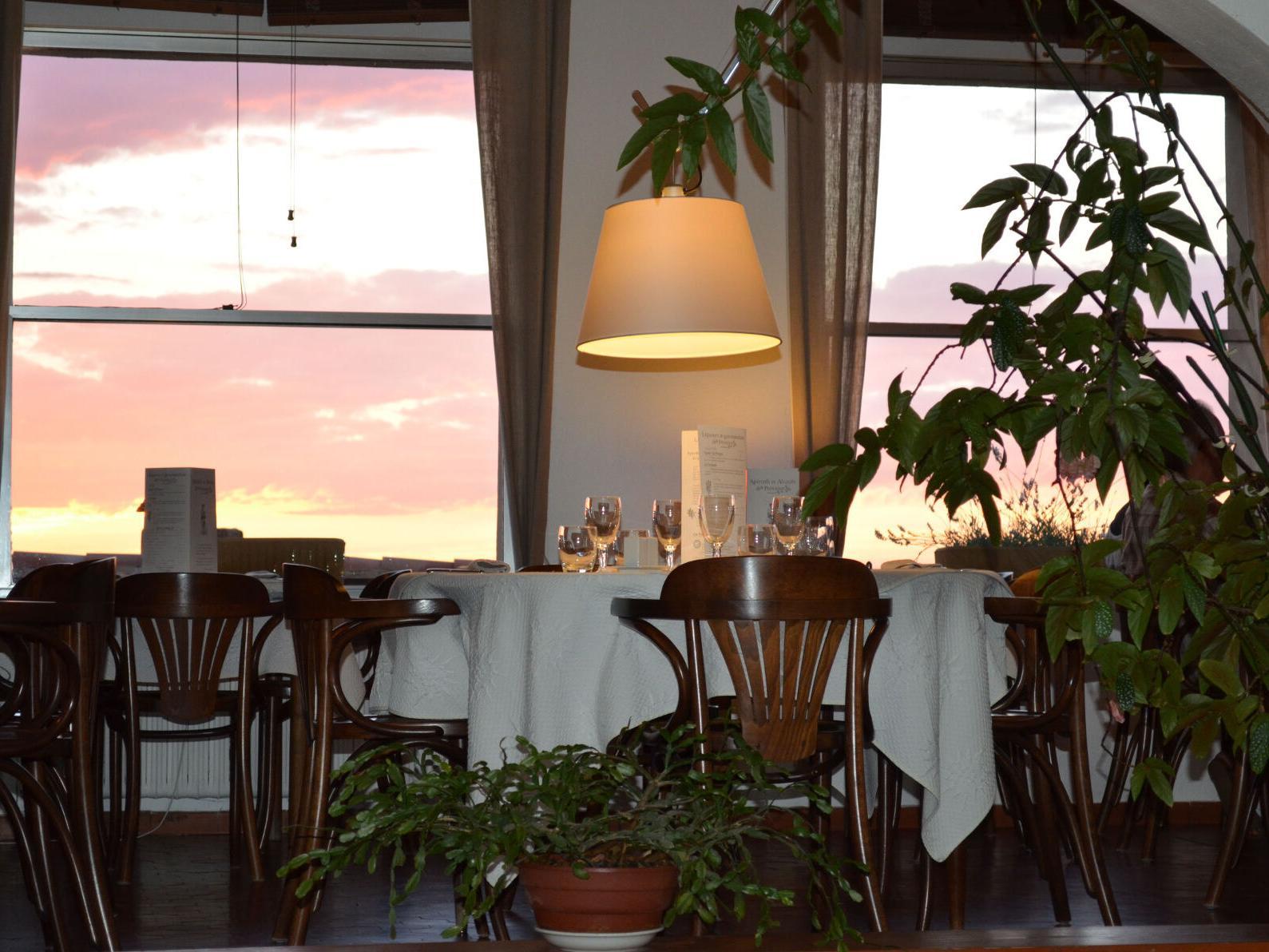 Hotel Restaurant Panoramique Cesar Bonnieux Exterior photo